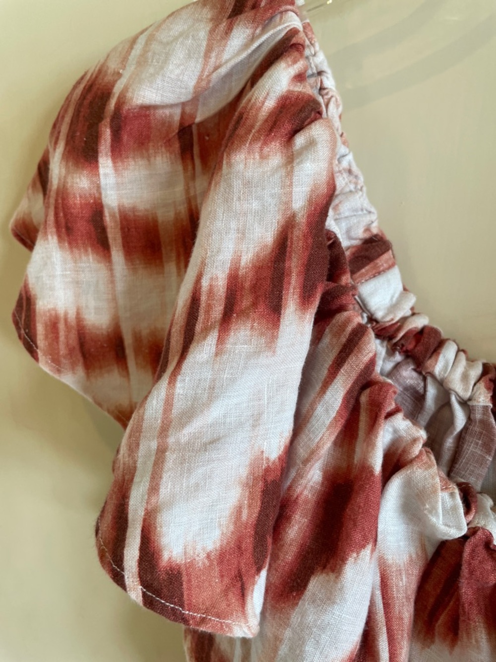 Banana Republic Rust and White Ruffled Zebra Tie-Dye Linen Crop Top - Picture 3 of 6